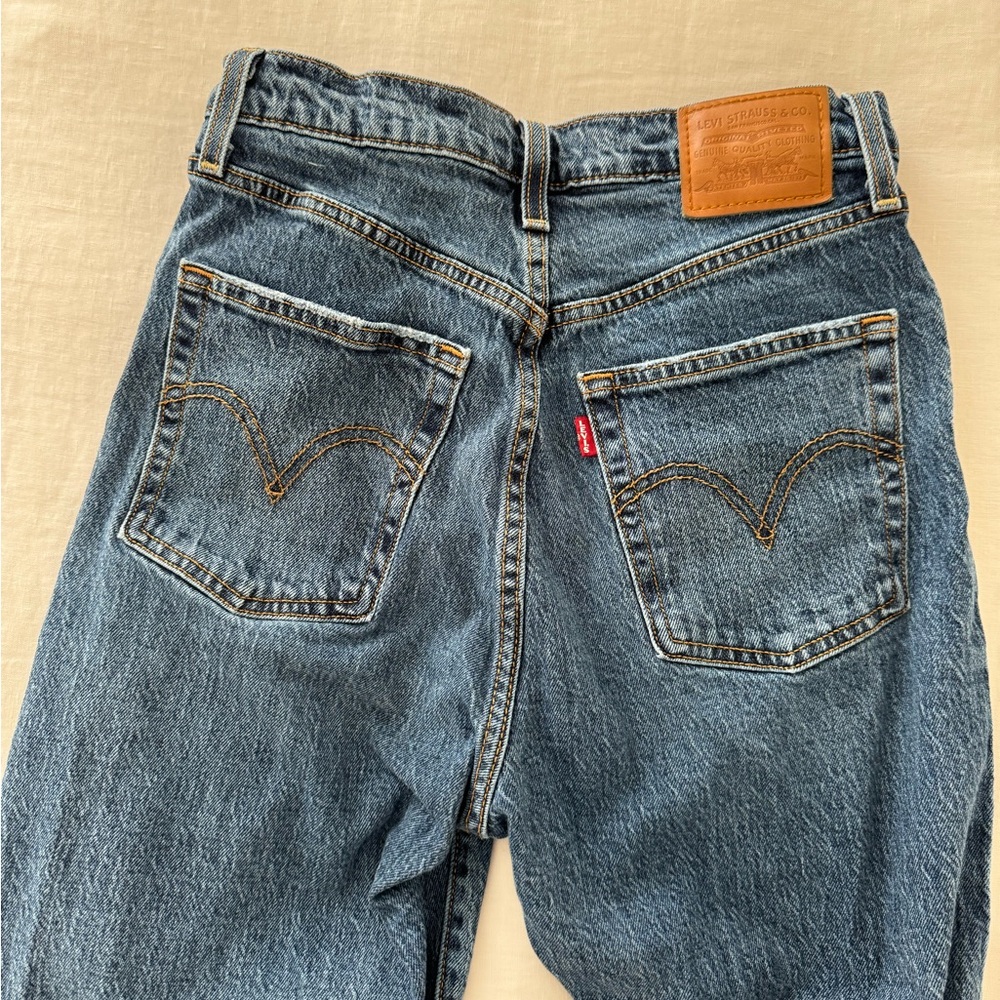 Levi’s Ribcage Straight Ankle - Picture 3 of 3